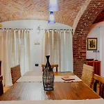 Casa Mamari